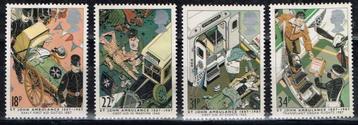 Postzegels uit Engeland - K 4733 - ambulance beschikbaar voor biedingen