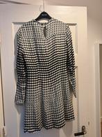 Zwart-Wit jurkje van Reiss, Kleding | Dames, Ophalen of Verzenden, Nieuw, Wit, Boven de knie