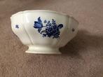V & B mettlach, serie Strassbourg bleu, grote schaal, Huis en Inrichting, Keuken | Servies, Gebruikt, Ophalen of Verzenden, Schaal of Schalen