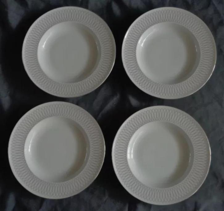 ARZBERG PLATINUM SPIRAL 4x pasta diep bord 23cm set plate Te, Huis en Inrichting, Keuken | Servies, Zo goed als nieuw, Bord(en)