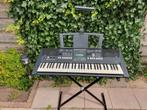 Yamaha Keyboard PSR E423 + extra's, Muziek en Instrumenten, Keyboards, Ophalen, 61 toetsen, Yamaha, Aanslaggevoelig
