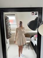 Josh V jurk beige/ crème maat S, Kleding | Dames, Jurken, Ophalen of Verzenden, Zo goed als nieuw, Beige, Boven de knie