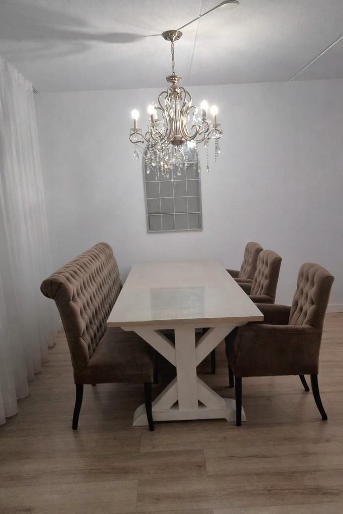 Landelijke tafel en stoelen, Huis en Inrichting, Complete eetkamers, Gebruikt, Ophalen of Verzenden