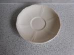 Schotel 13 cm. Queensware Plain Wedgwood, Ophalen of Verzenden, Zo goed als nieuw, Wedgwood, Kop(pen) en/of Schotel(s)