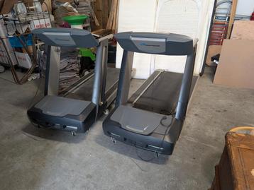 2x Nautilus T916 Loopband treadmill  beschikbaar voor biedingen