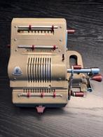 Mechanische rekenmachine Brunsviga, Ophalen, Brunsviga