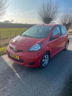Toyota Aygo 5 deurs 2010, Voorwielaandrijving, 4 stoelen, 68 pk, Origineel Nederlands