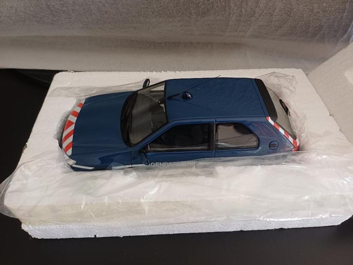 Peugeot 306 S16 2.0i BRI Gendarmerie 1998 ottomobile OT624, Hobby en Vrije tijd, Modelauto's | 1:18, Nieuw, Auto, OttOMobile, Ophalen of Verzenden