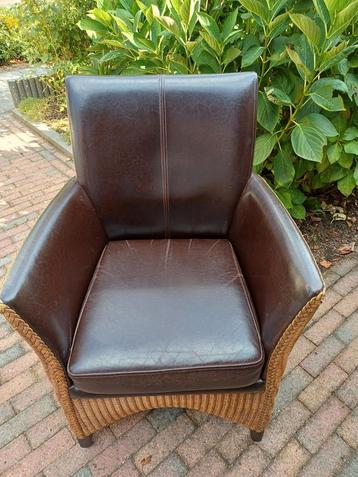 LOYD LOOM FAUTEUIL BRUIN MET LEER EN ROTAN beschikbaar voor biedingen