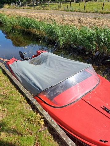 Boot beschikbaar voor biedingen