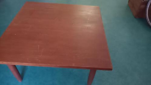 salontafel ( lelijk maar stevig) 80 x 80 x 43, Huis en Inrichting, Tafels | Salontafels, Gebruikt, Minder dan 50 cm, 50 tot 100 cm
