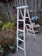Decoratieve witte dubbele ladder. TILBURG, Ophalen, Nieuw