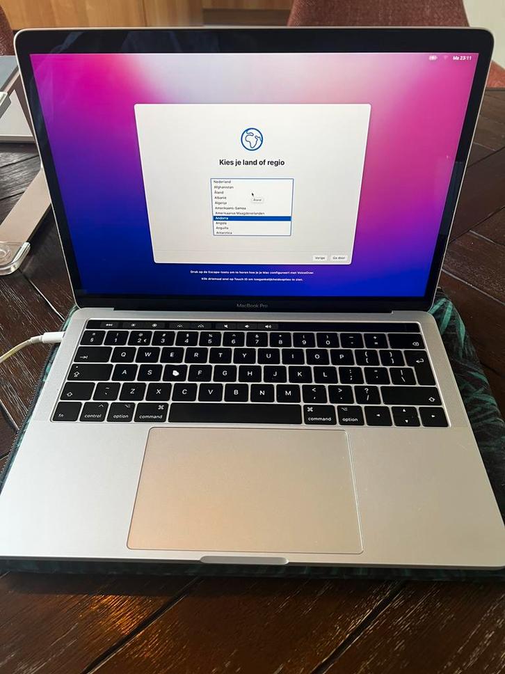 MacBook Pro 13-inch Retina 2016 8GB/256GB, Computers en Software, Apple Macbooks, Zo goed als nieuw, MacBook Pro, 13 inch, 2 tot 3 Ghz