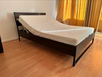 Ikea malm bed + matrassen beschikbaar voor biedingen