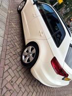 Audi A3 1.6 TDI 81KW Sportback  Wit panorama dak, Auto's, Audi, Zwart, 4 cilinders, Wit, Diesel