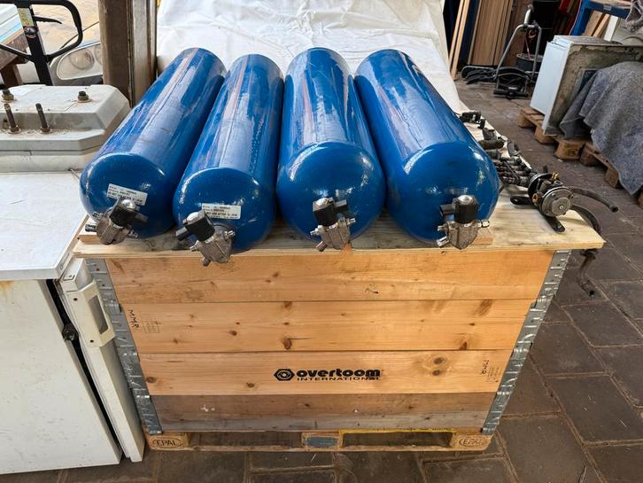 CNG/LPG Tanken T5 2007 + Toebehoren, Auto-onderdelen, Brandstofsystemen, Ophalen