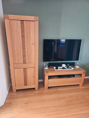 Blank eiken kasten, TV meubel en eethoek  beschikbaar voor biedingen