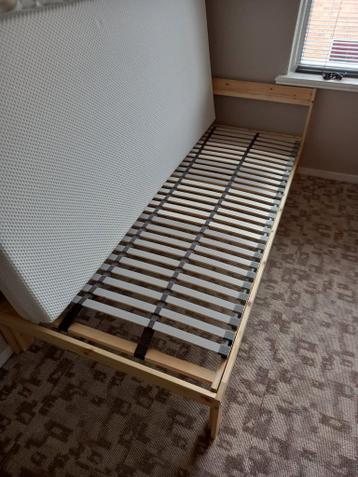 Super goed Ikea bed 90x200 met zgan matras - afbeelding 2