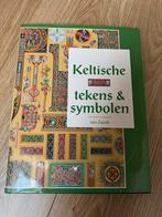 Keltische tekens en symbolen. Z.g.a.n., Ophalen of Verzenden, Zo goed als nieuw, Schilder- en Tekenkunst