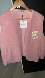 Poeder roze smiley teddy gilet nieuw maat all size een maat, Kleding | Dames, Ophalen of Verzenden, Nieuw, Maat 38/40 (M), Roze