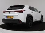 Lexus UX 250h Urban Line | Dodehoekdetector | (bj 2024), Auto's, Lexus, 12 maanden, Stof, 4 cilinders, Wit