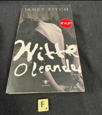 Janet Fitch. Witte Oleander. Boek. €2,99 beschikbaar voor biedingen