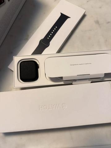 APPLE Watch Series 9 Cellular 45 mm Zwart Nieuwstaat In Doos beschikbaar voor biedingen