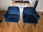 Blauwe velvet eetkamerstoelen met armleuning, Huis en Inrichting, Ophalen, Twee, Blauw, Zo goed als nieuw