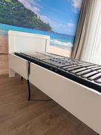 Electrisch hoog-laag zorgbed witte ombouw Beter Bed 3mnd oud, Ophalen, Nieuw