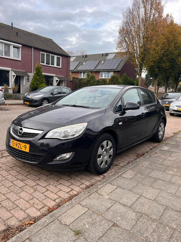 Opel Astra J Hatchback, Auto's, Opel, Particulier, ABS, Airbags, Airconditioning, Cruise Control, Elektrische ramen, Mistlampen