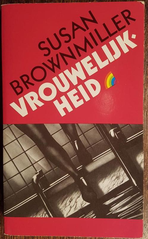 Vrouwelijkheid - Susan Brownmiller - IZGST, Boeken, Overige Boeken, Zo goed als nieuw, Ophalen of Verzenden
