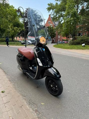 Vespa Primevera beschikbaar voor biedingen