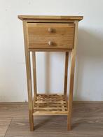 Houten bijzetkastje / nachtkastje met lades, Ophalen, Minder dan 45 cm, 55 tot 70 cm, Zo goed als nieuw
