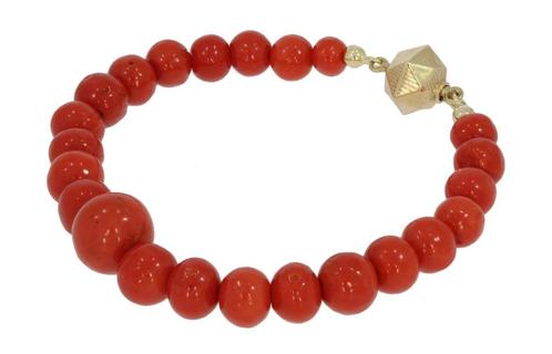 Bloedkoraal dieprode bollen armband 14k gouden slot fraai, Sieraden, Tassen en Uiterlijk, Antieke sieraden, Armband, Goud, Met edelsteen