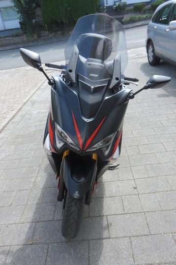 Yamaha T Max DX  530  2018 Full Option beschikbaar voor biedingen