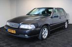Volvo  S70 AUT LPG 141PK NIEUWE APK!! +Volvo V70 AUT tekoop, Auto's, Volvo, 74 €/maand, Zwart, Leder en Stof, Zwart
