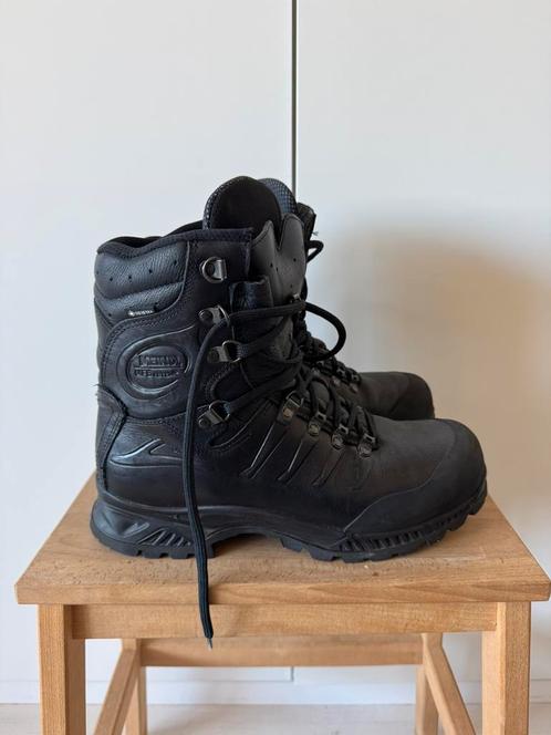 Meindl Veiligheidsschoenen maat 43 – Zo goed als nieuw, Sport en Fitness, Bergsport en Wandelen, Zo goed als nieuw, Schoenen, Ophalen of Verzenden