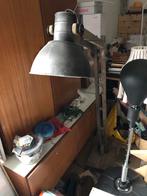 Industriële Staande Lamp grijs, Huis en Inrichting, Lampen | Vloerlampen, Ophalen, Gebruikt, Hout, 150 tot 200 cm