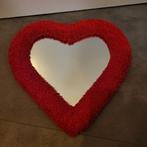 Spiegel in hartvorm met rode rand van stof, Overige vormen, Minder dan 100 cm, Minder dan 50 cm, Ophalen of Verzenden