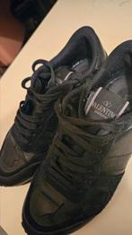 Valentino zwarte sneakers maatje 37, Kleding | Dames, Zwart, Ophalen of Verzenden, Valentino, Sneakers of Gympen