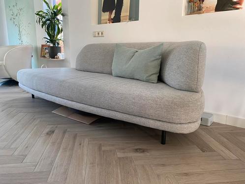 Bolia - Grace: 3 zitsbank met open einde links, Huis en Inrichting, Banken | Sofa's en Chaises Longues, Zo goed als nieuw, Driepersoons
