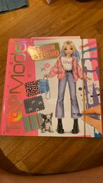 Een top model disign studio, Hobby en Vrije tijd, Tekenen, Ophalen of Verzenden, Gebruikt