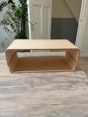 Houten Monitorstandaard / Bijzettafeltje - Gebogen Design beschikbaar voor biedingen