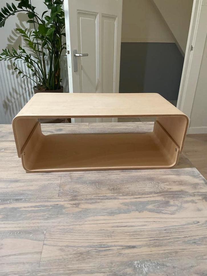 Houten Monitorstandaard / Bijzettafeltje - Gebogen Design, Huis en Inrichting, Tafels | Salontafels, Gebruikt, Minder dan 50 cm
