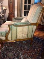 Te koop een oude Franse stoel. Fauteuil, Antiek en Kunst, Antiek | Meubels | Stoelen en Banken, Ophalen of Verzenden