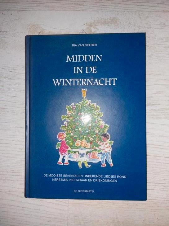 Midden in de Winternacht - Kerstliedjes met gitaar en piano, Boeken, Muziek, Zo goed als nieuw, Ophalen of Verzenden