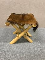 Design krukje met rund huid afwerking, Ophalen, Zo goed als nieuw, Hout