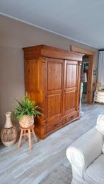 Zware Massief Grenen Kast Kledingkast, Ophalen, Met plank(en), Gebruikt, 150 tot 200 cm