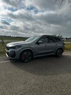 BMW iX1 Edrive20 204pk 2024 Grijs, 750 kg, Alcantara, Origineel Nederlands, Elektrisch