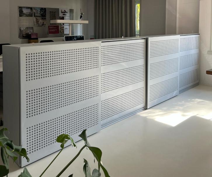 2x Lensvelt Stealth kasten - 2-zijdig, afsluitbaar, grijs, Huis en Inrichting, Kasten | Roldeurkasten en Archiefkasten, Gebruikt